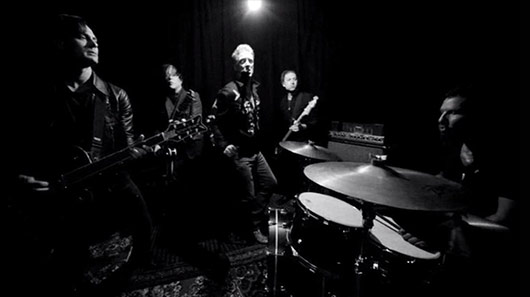 Clipe de “The Way You Used To Do” finalmente chega ao YouTube