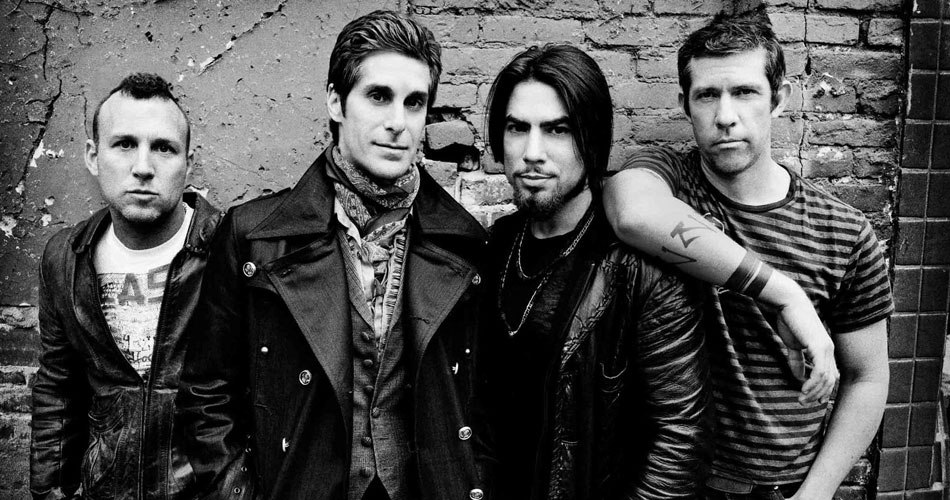 Não teve jeito: após briga no palco, Jane’s Addiction cancela restante de sua turnê