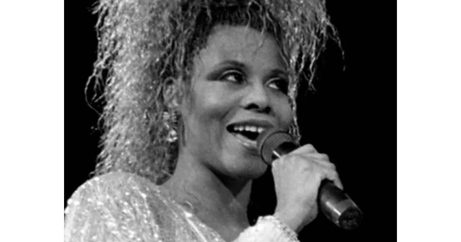 Alfa Anderson, voz icônica do Chic, morre aos 78 anos