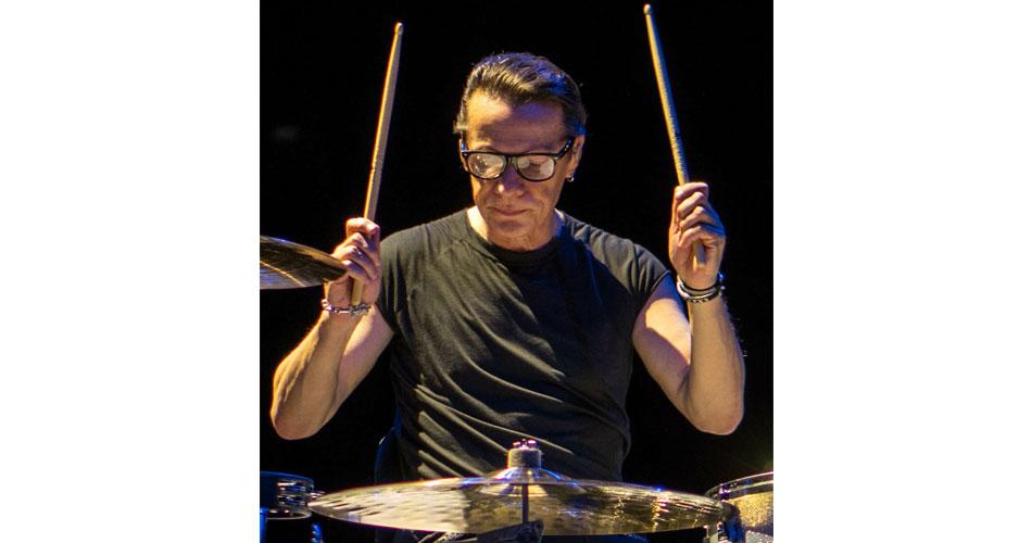 Larry Mullen Jr., do U2, revela diagnóstico de transtorno de aprendizagem