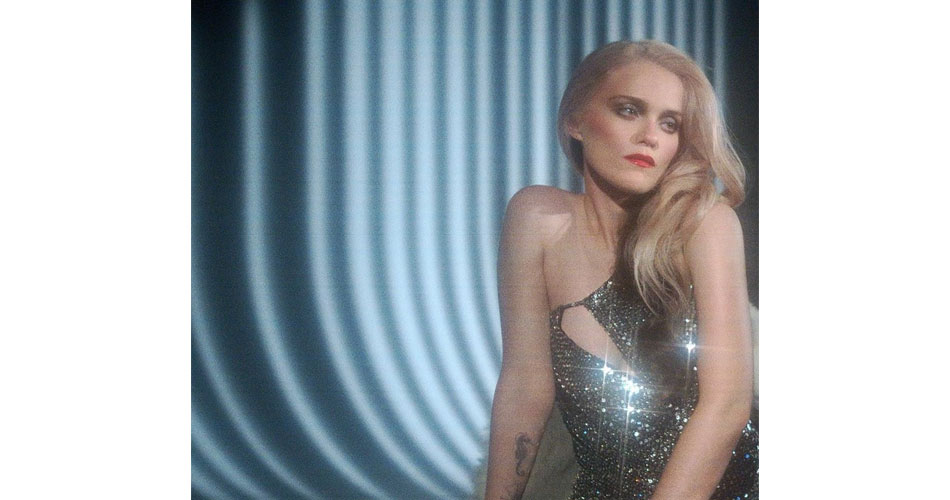 Ouça: Sky Ferreira retorna com “Babygirl”